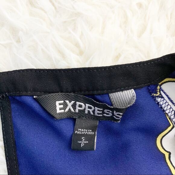 EXPRESS Blue Floral Lace Yoke Tank Ruffle Blouse size Small - Picture 8 of 9